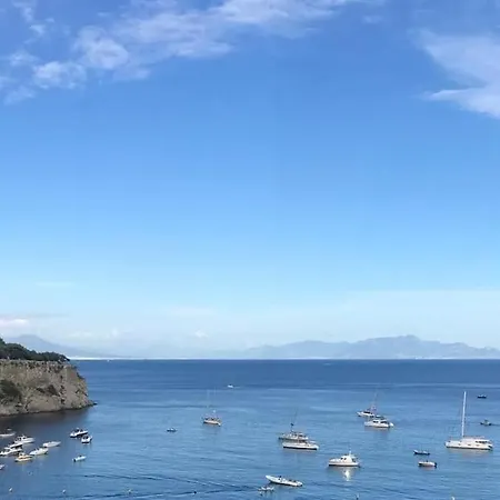 Casa Alfonso, 别墅 伊斯基亚